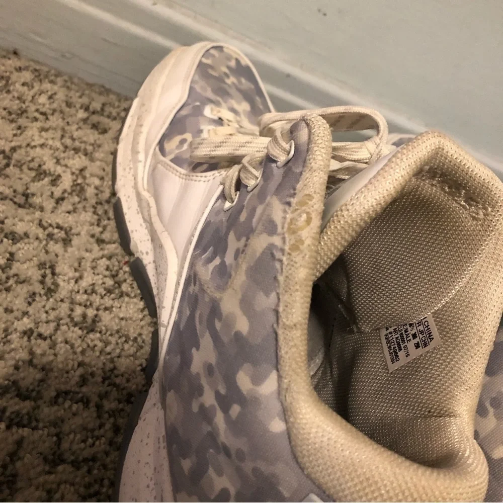 Adidas Gray & White Camo John Wall 2 Basketball Shoes Size 12
